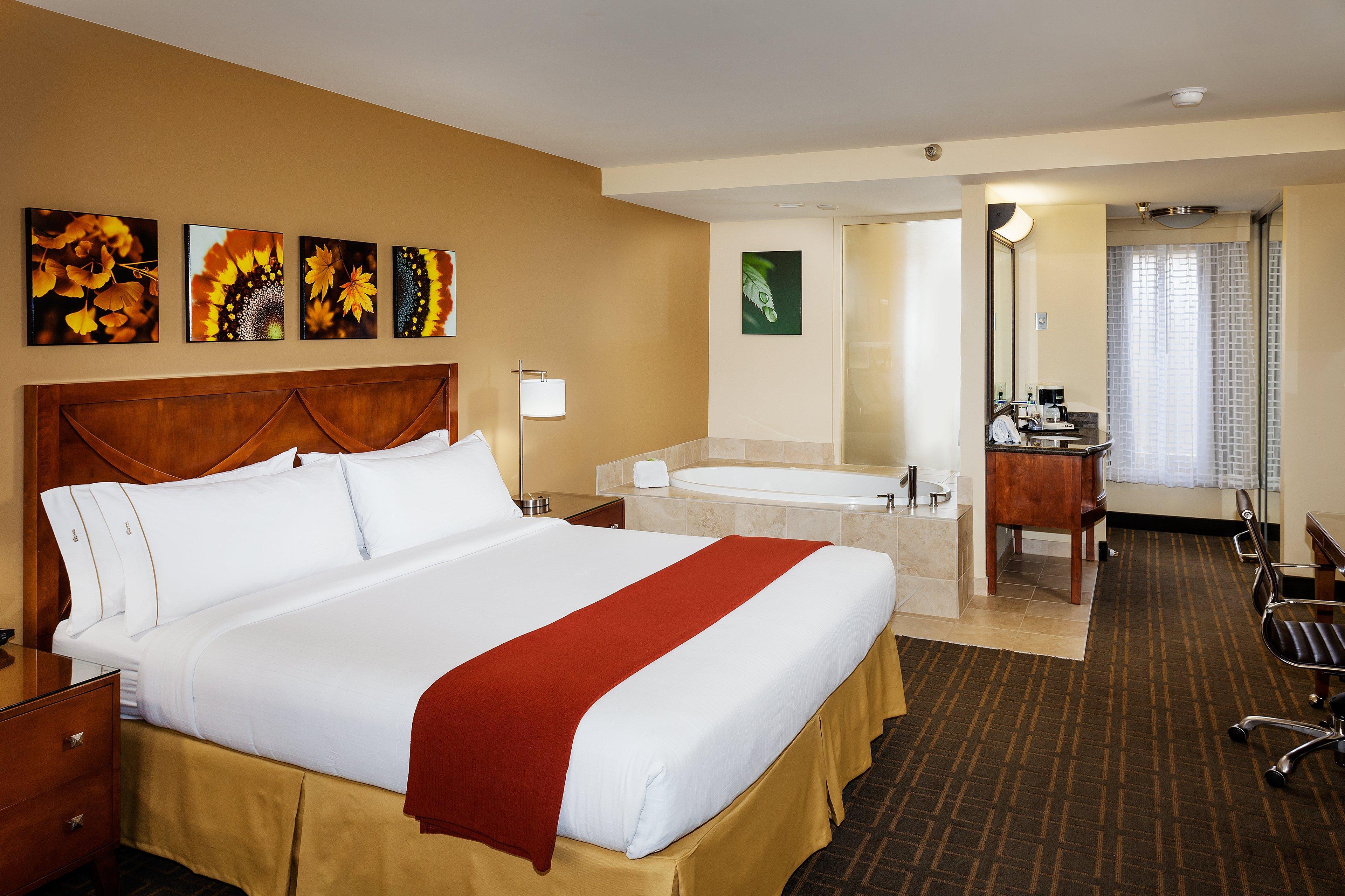 Holiday Inn Express Simi Valley By Ihg Exterior photo